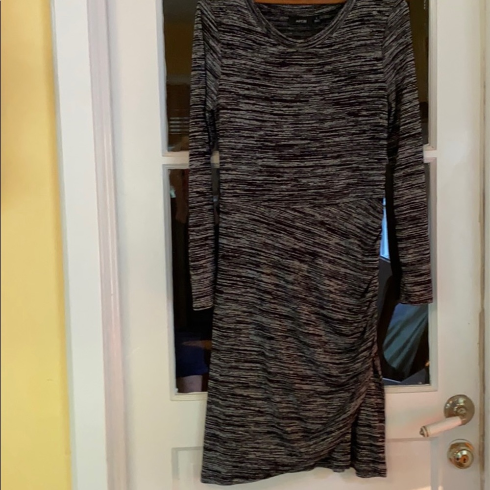 Twist style dress black and white size S